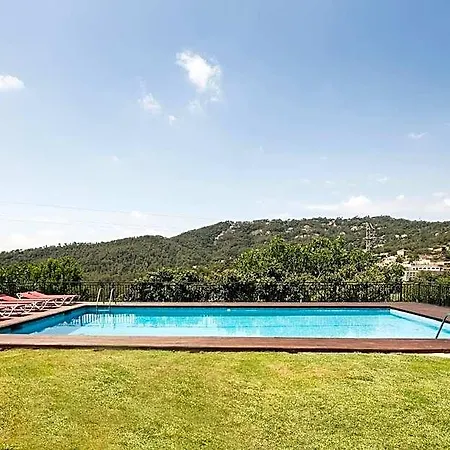 Frühstückspension Borrell Carmen 4*